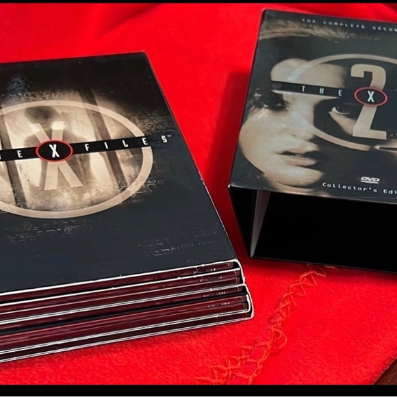 The X Files complete 2nd & 3rd Seasons DVD sets - Picture 8 of 12